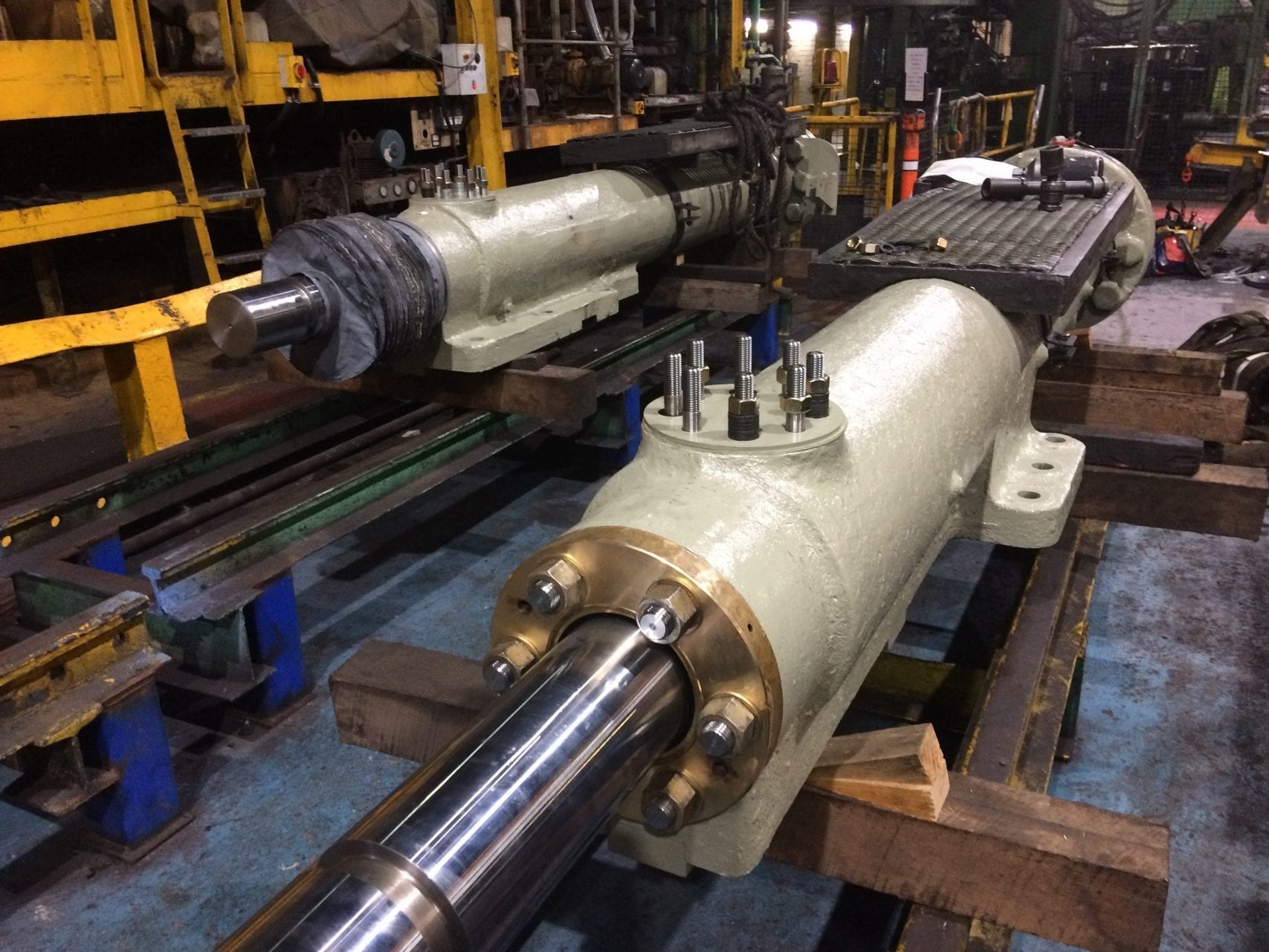 Molycop EWM Main Carriage Cylinders service